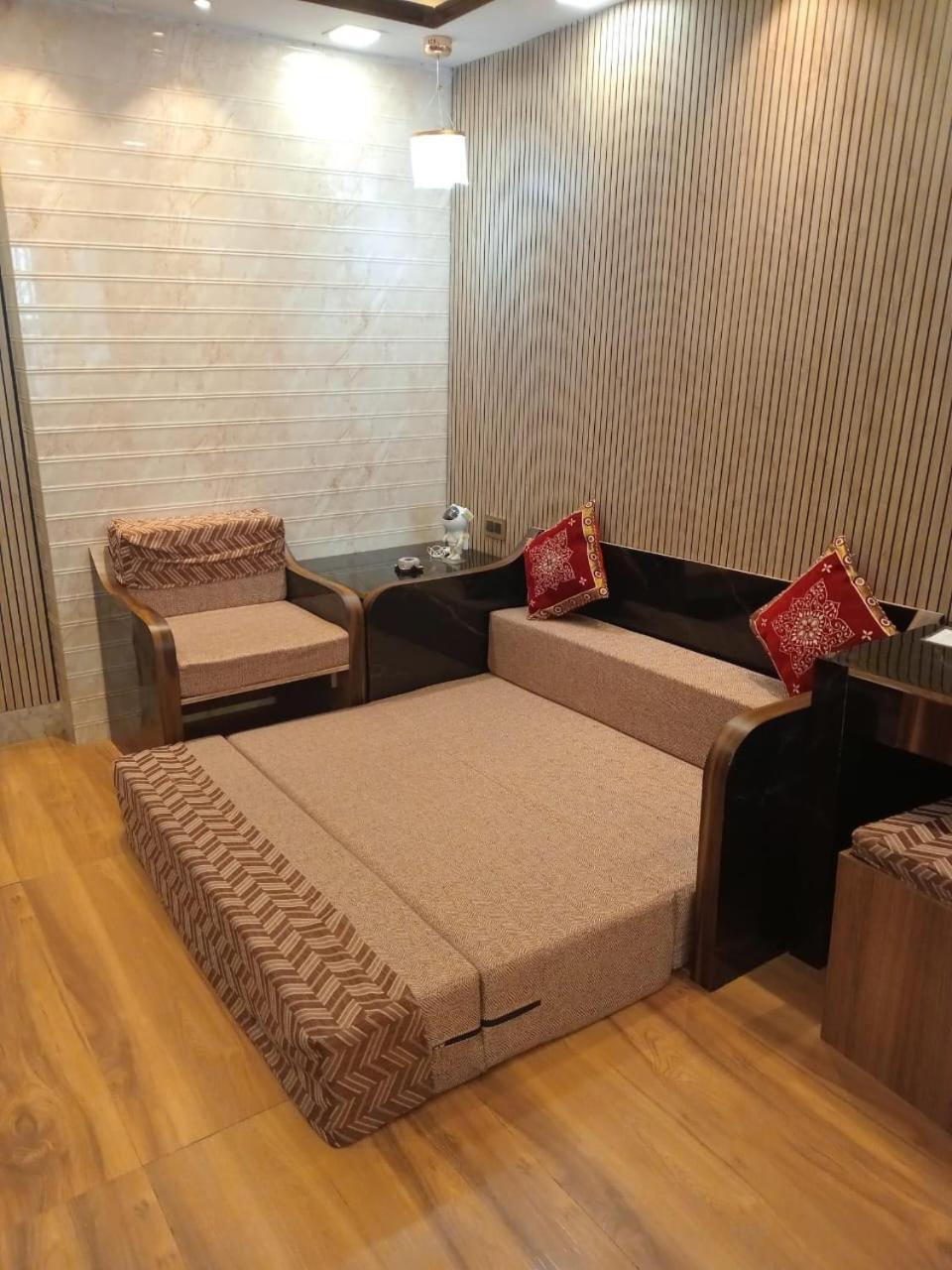 Ostro Inn Studio Apartment Kolkata Exterior photo
